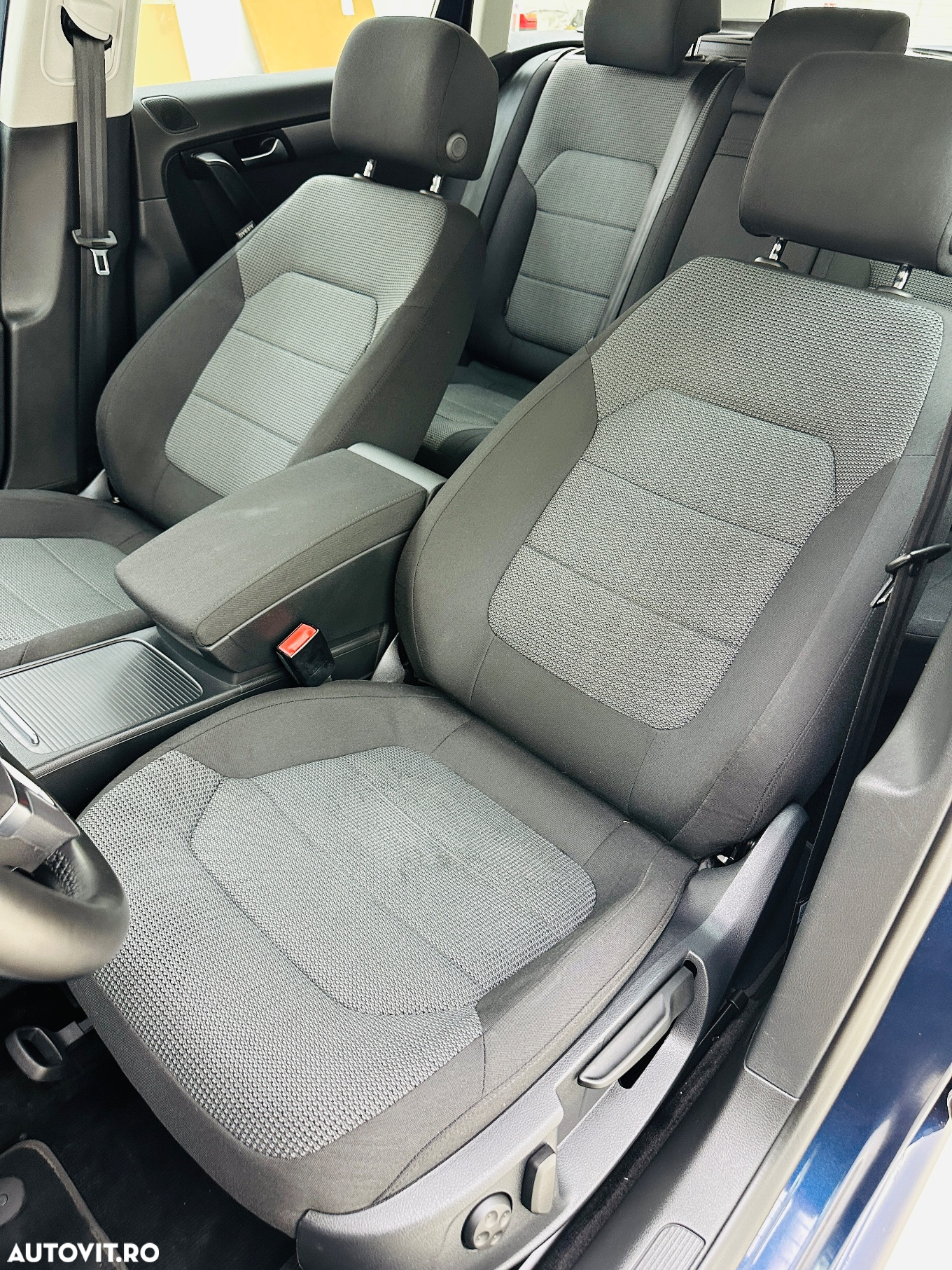 Volkswagen Passat Variant 1.6 TDI BlueMotion Technology Comfortline - 21