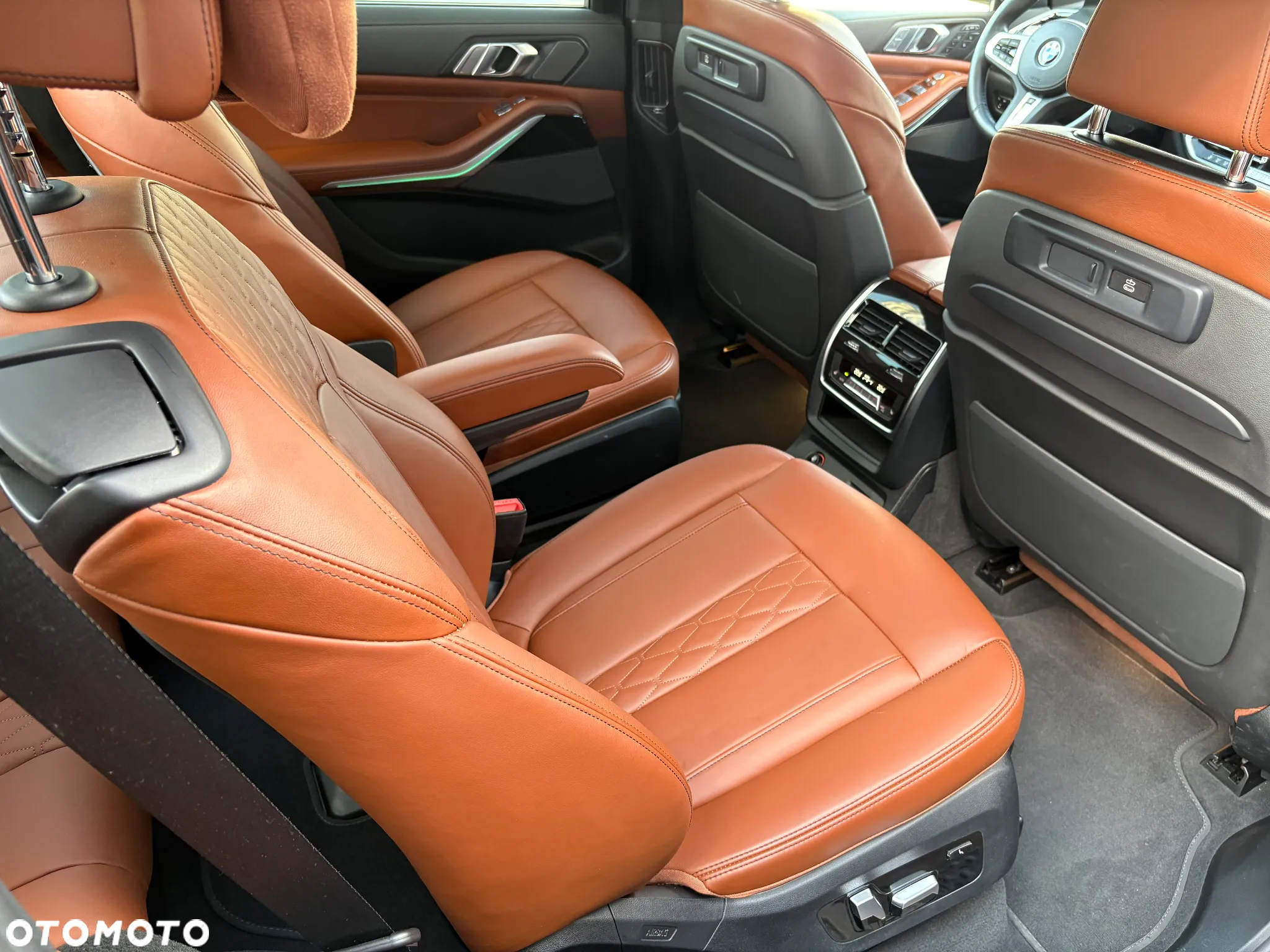 BMW X7 M50i sport - 36