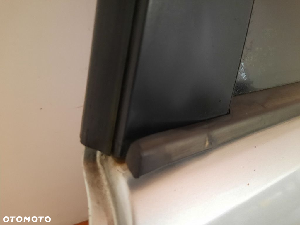 FORD MONDEO MK3 LIFT 03-07 DRZWI TYŁ LEWE TYLNE CAŁE 60 - 7