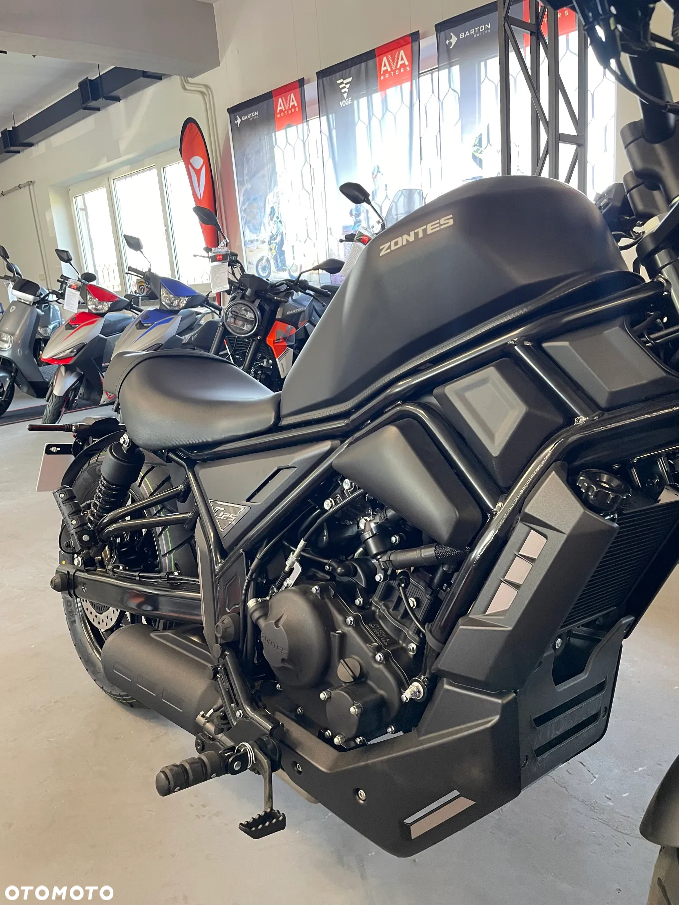 Zontes 125C - 12