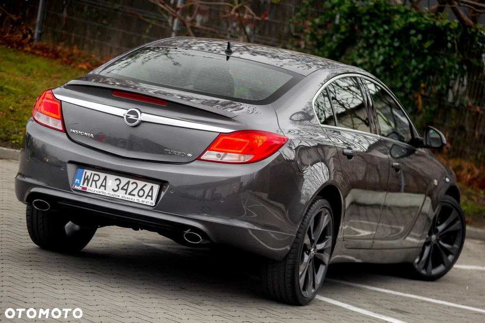 Opel Insignia 2.0 Turbo 4x4 Cosmo - 19