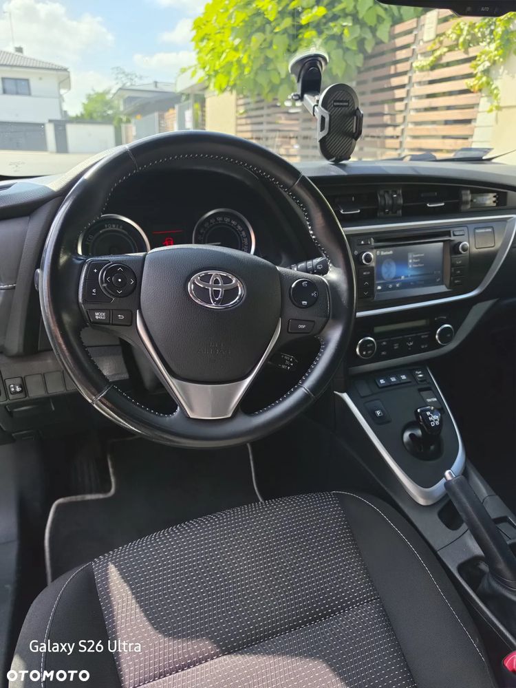 Toyota Auris 1.8 HSD Luna - 5