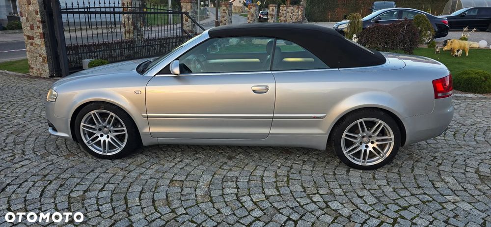 Audi A4 Cabrio 2.0 TDI DPF - 10