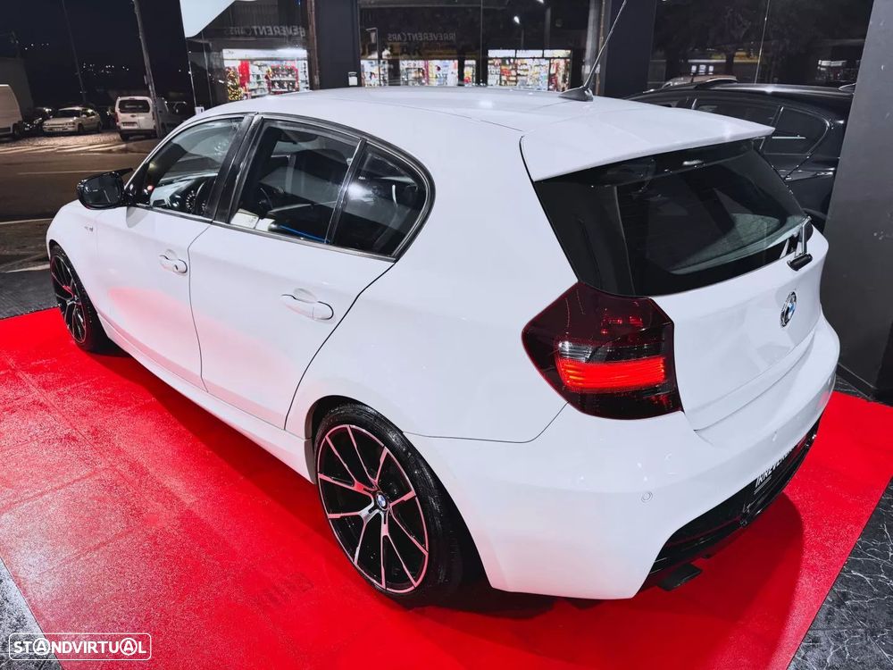 BMW 118 d Pack M - 4