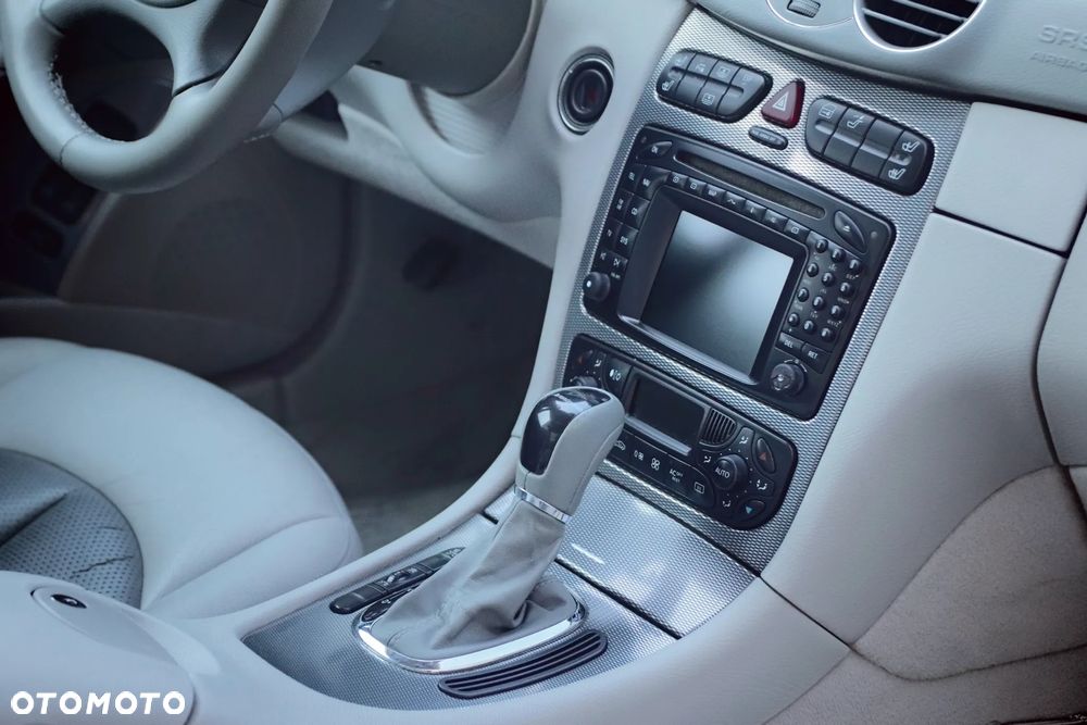 Mercedes-Benz CLK 500 Avantgarde - 13