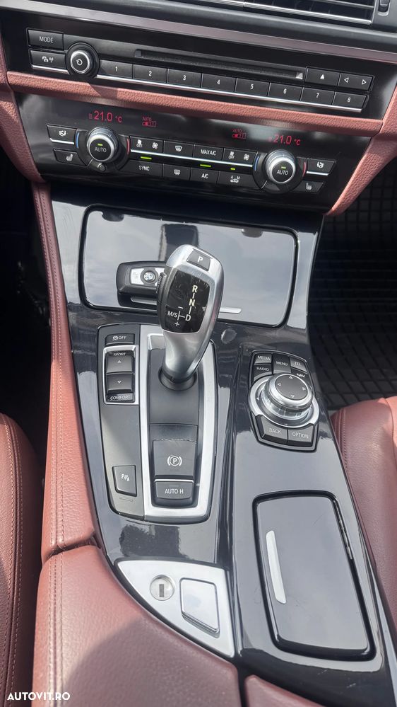 BMW Seria 5 520i Aut. - 14