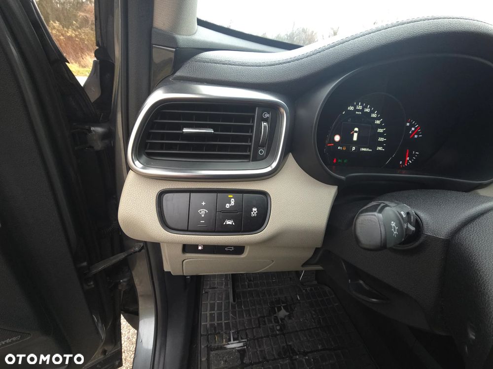 Kia Sportage 2.0 CRDI XL AWD - 27