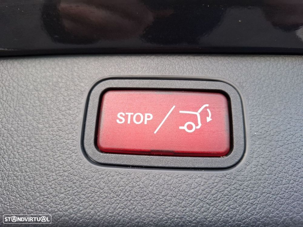 Mercedes-Benz C 300 e AMG Line - 24