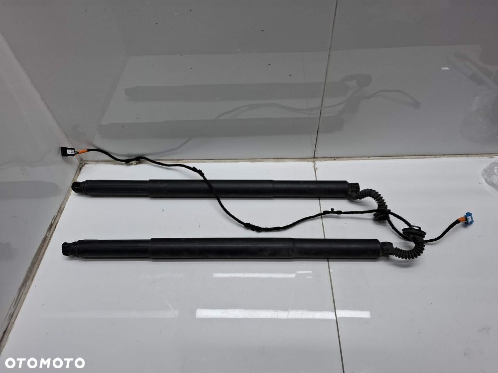 SIŁOWNIK SIŁOWNIKI KLAPY TYLNEJ TYŁ ELEKTRYCZNEJ BMW X4 F26 PRAWY LEWY KOMPLET - 1