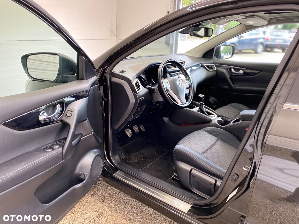 Nissan Qashqai 1.5 dCi Tekna - 8