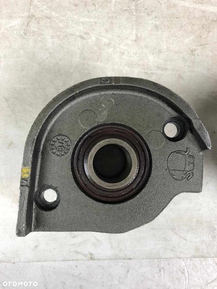 Ducati 851 Osłona Dekiel Łożysko Wałka Rozrządu - 3