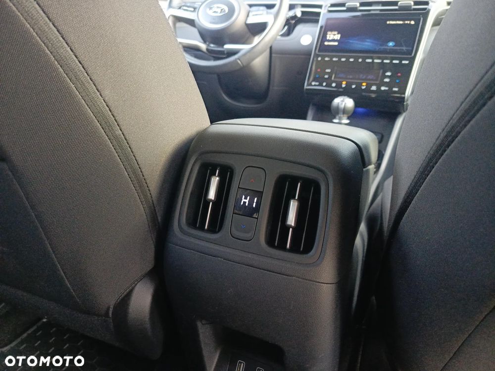 Hyundai Tucson 1.6 T-GDi Executive 2WD - 23