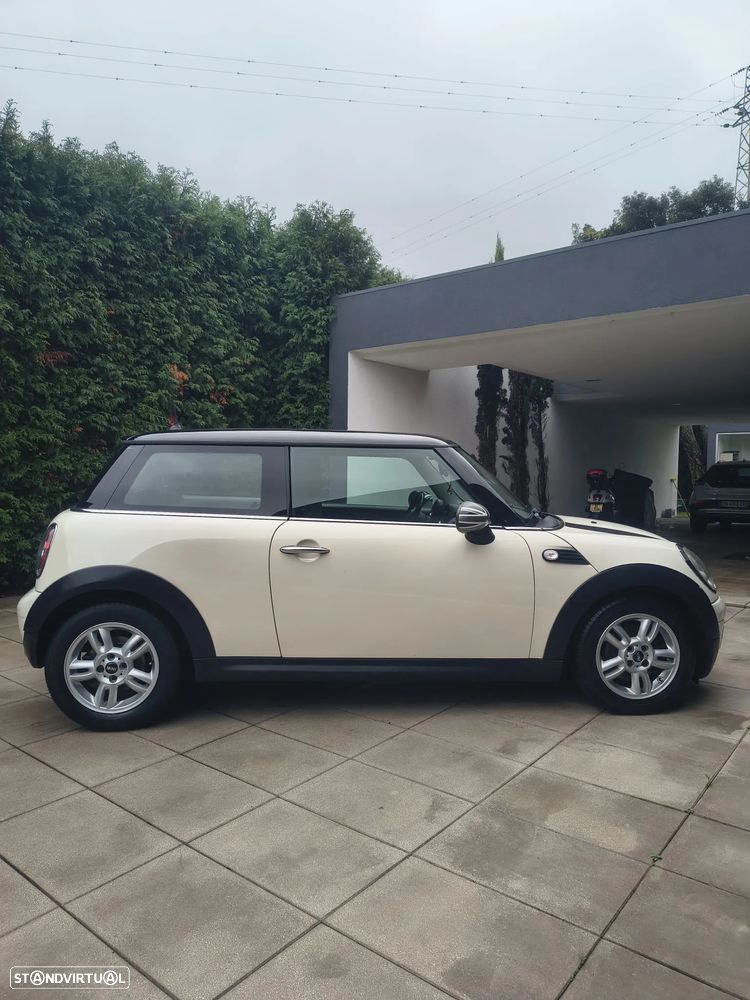 MINI 3 Portas One D - 5