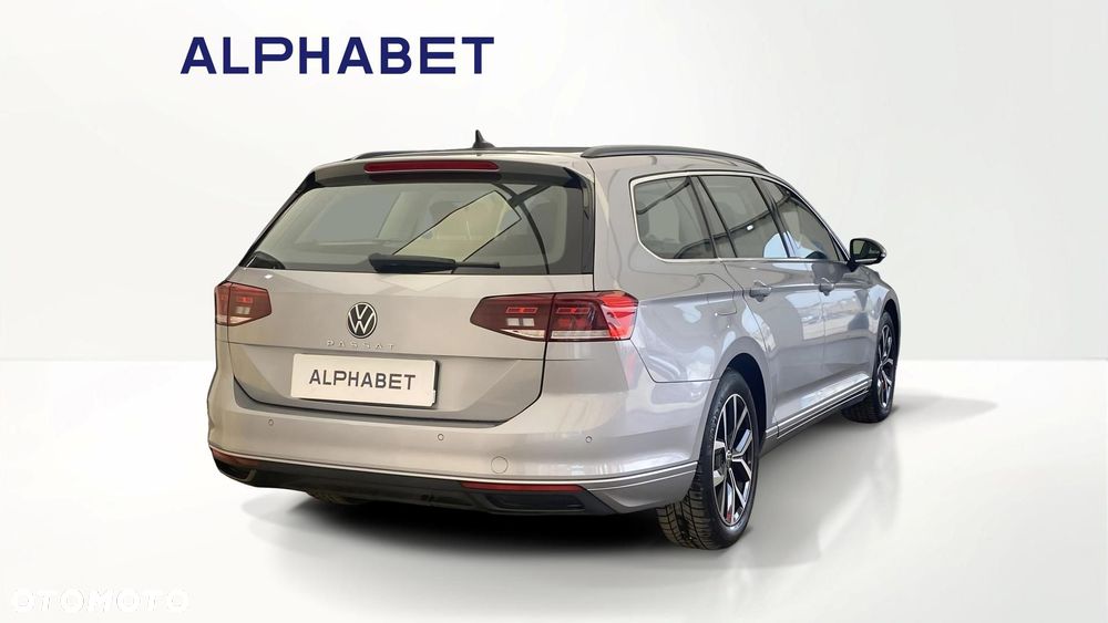 Volkswagen Passat - 5
