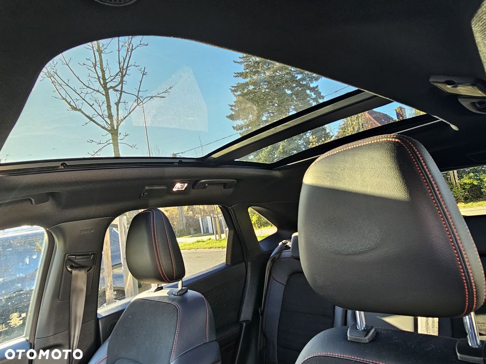 Ford Kuga 2.5P PHEV FWD ST-Line X - 11