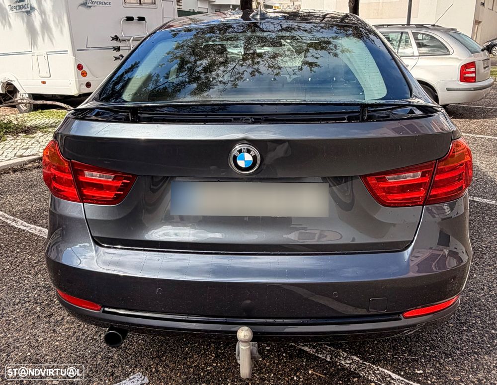 BMW 318 Gran Turismo d Sport Line - 11