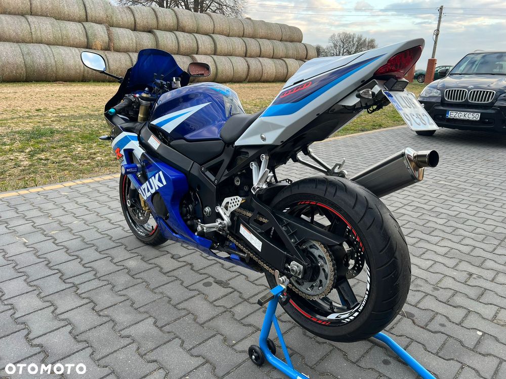 Suzuki GSX-R - 4