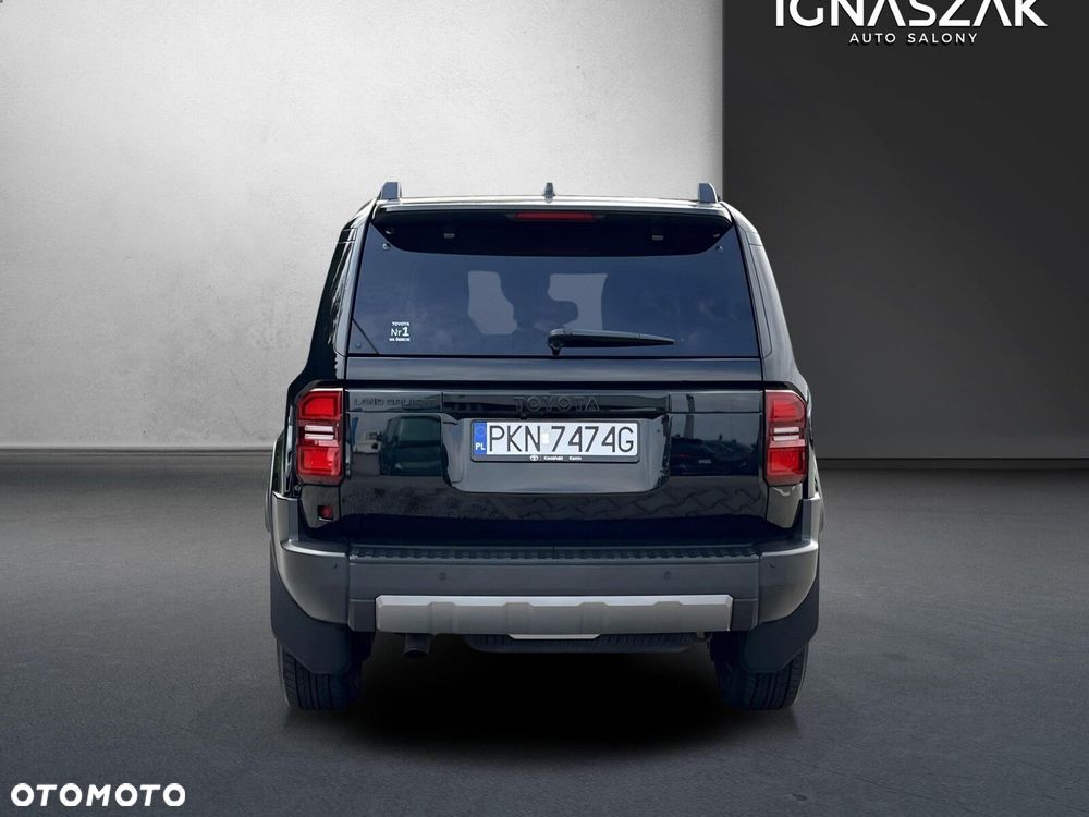 Toyota Land Cruiser - 5