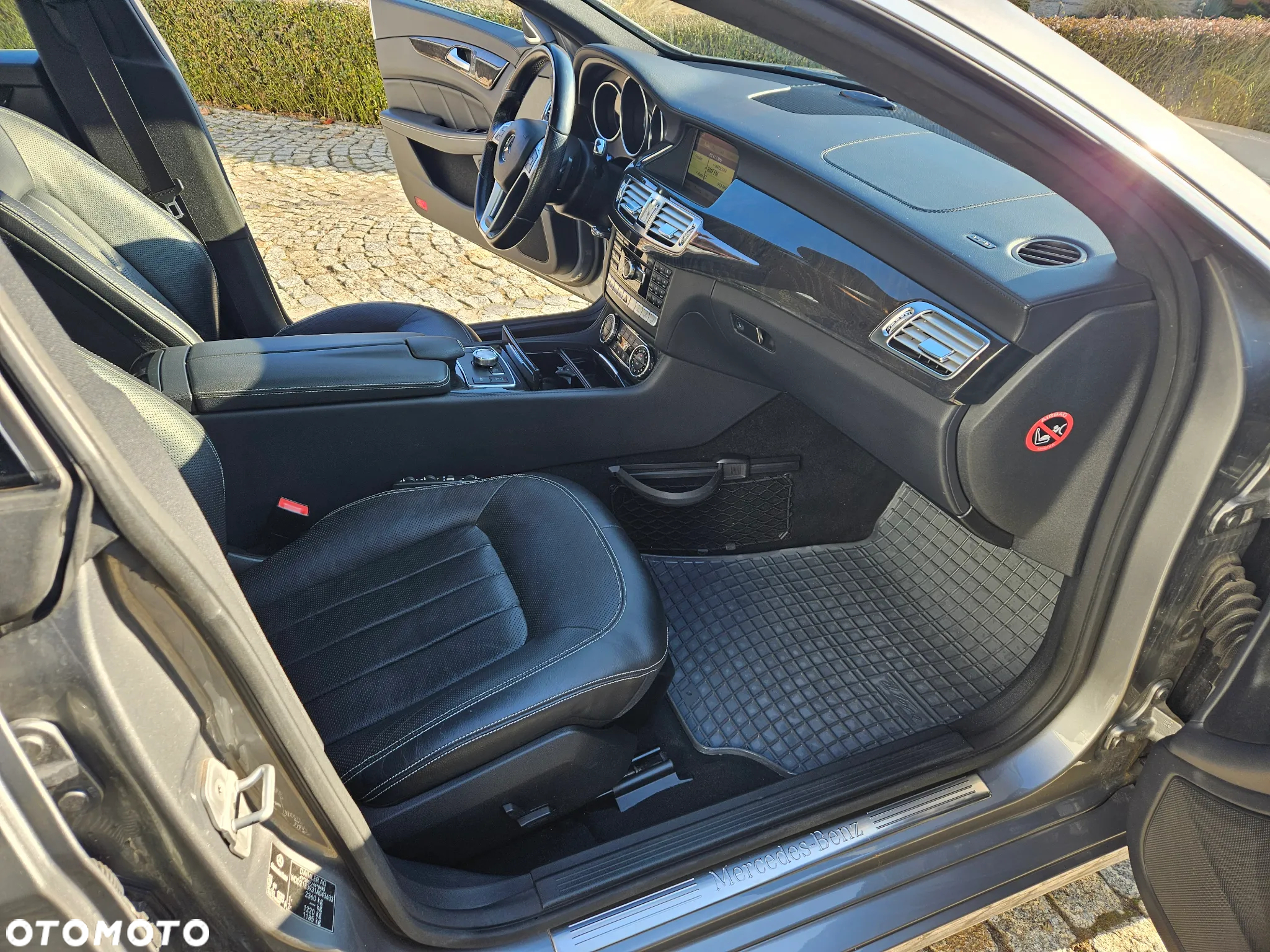 Mercedes-Benz CLS 350 CDI 4-Matic BlueEff - 13