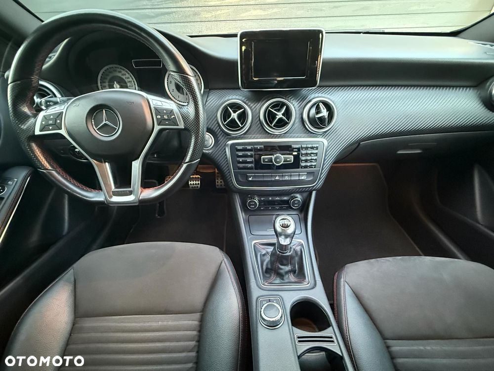Mercedes-Benz Klasa A 180 (BlueEFFICIENCY) AMG Sport - 4