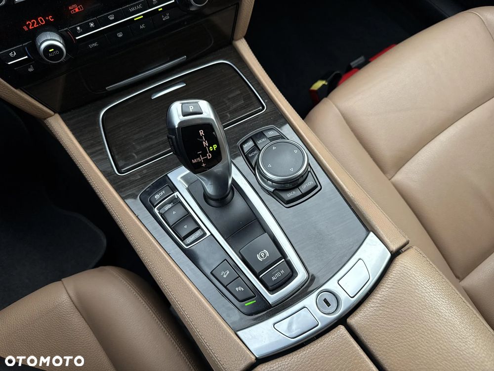 BMW Seria 7 730d xDrive - 15