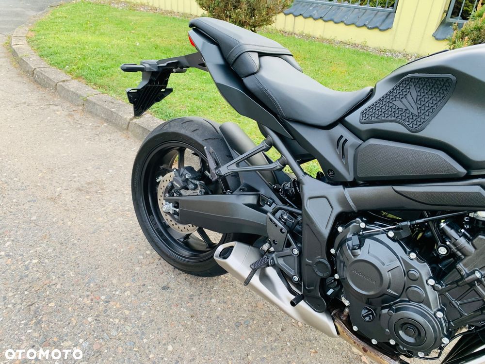 Honda CB - 7