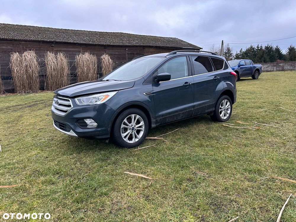Ford Escape - 1