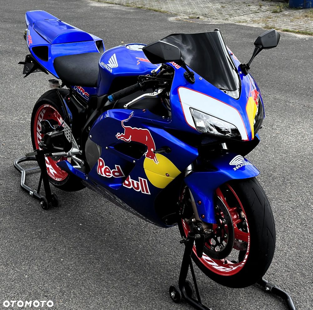 Honda CBR - 3