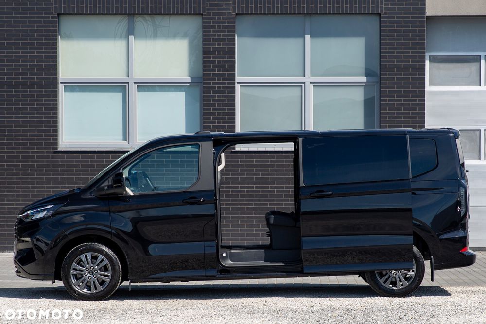 Ford Tourneo Custom - 5