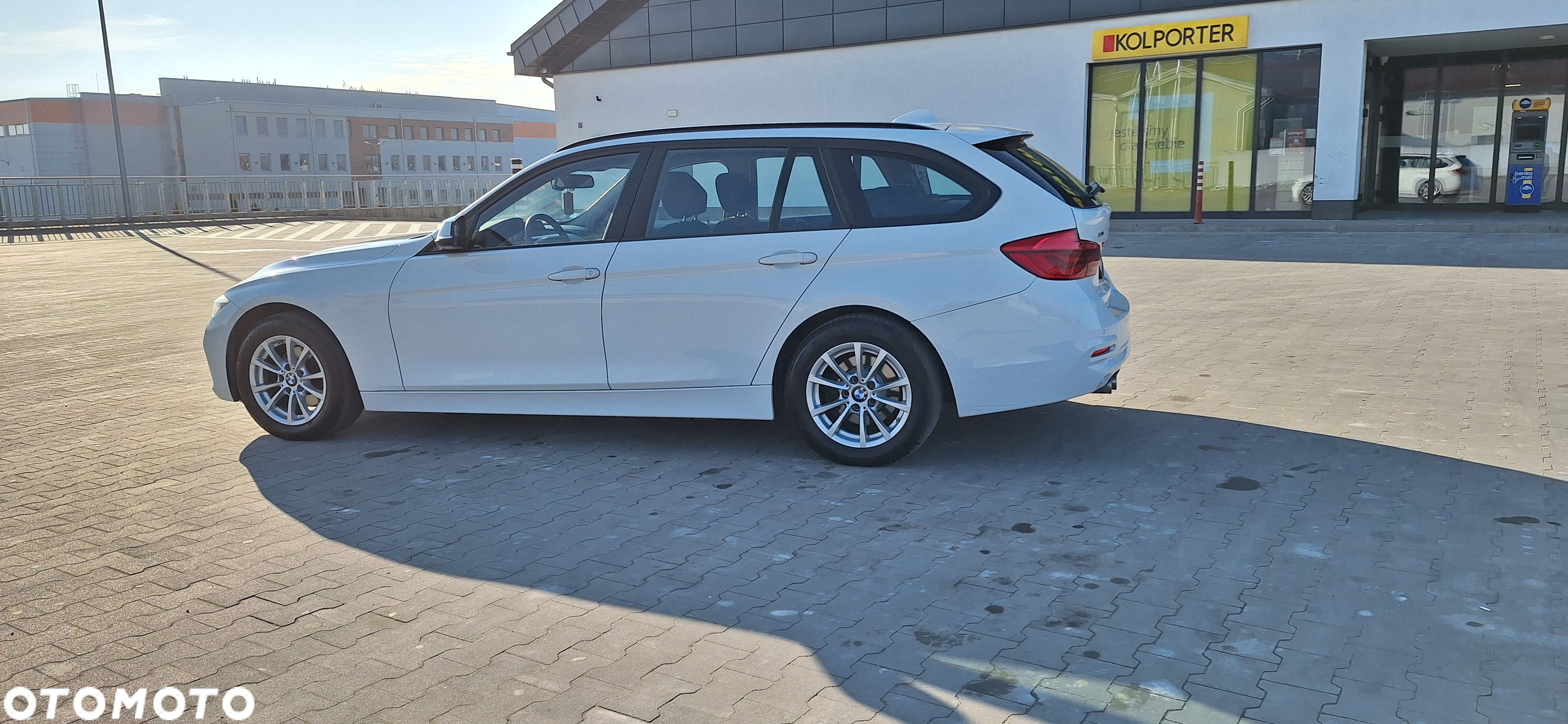 BMW Seria 3 320i Advantage - 7
