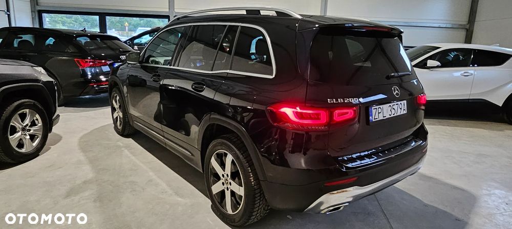 Mercedes-Benz GLB 200 d 8G-DCT Progressive Advanced - 2