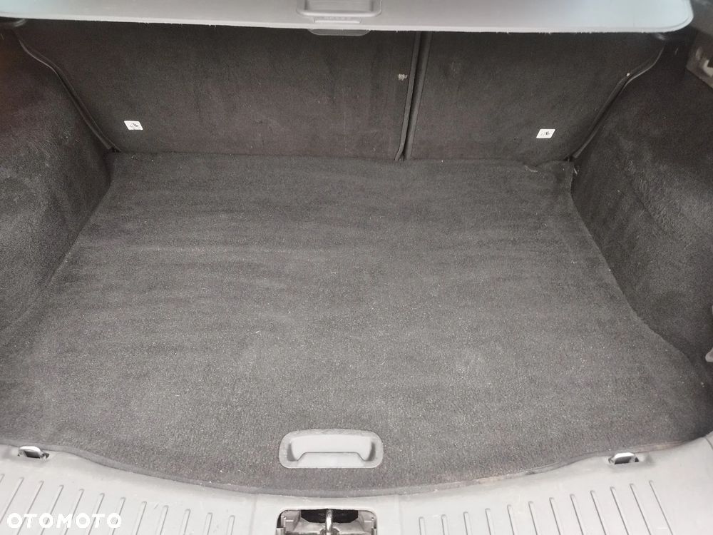 Ford Kuga 2.0 TDCi Titanium - 15