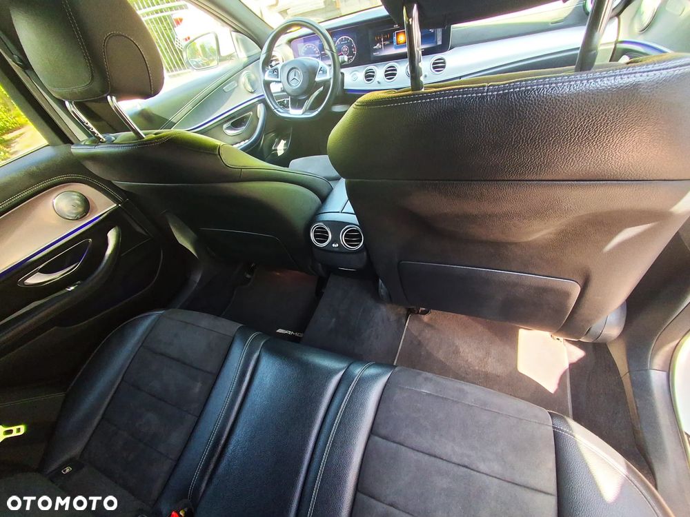 Mercedes-Benz Klasa E 220 d T 9G-TRONIC AMG Line - 29