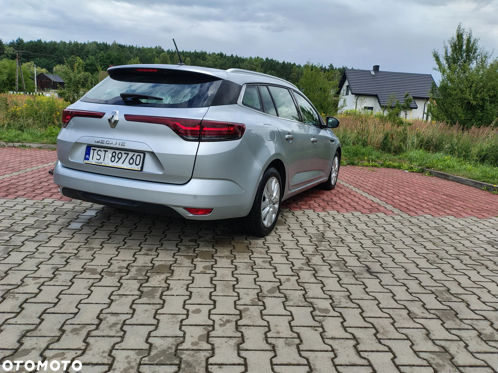 Renault Megane 1.5 Blue dCi Intens - 13