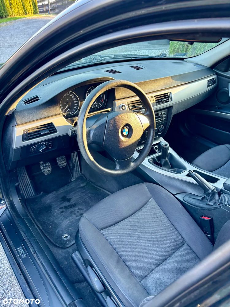 BMW Seria 3 - 11