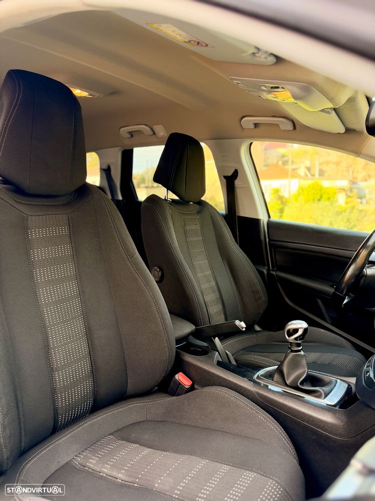Peugeot 308 SW - 8