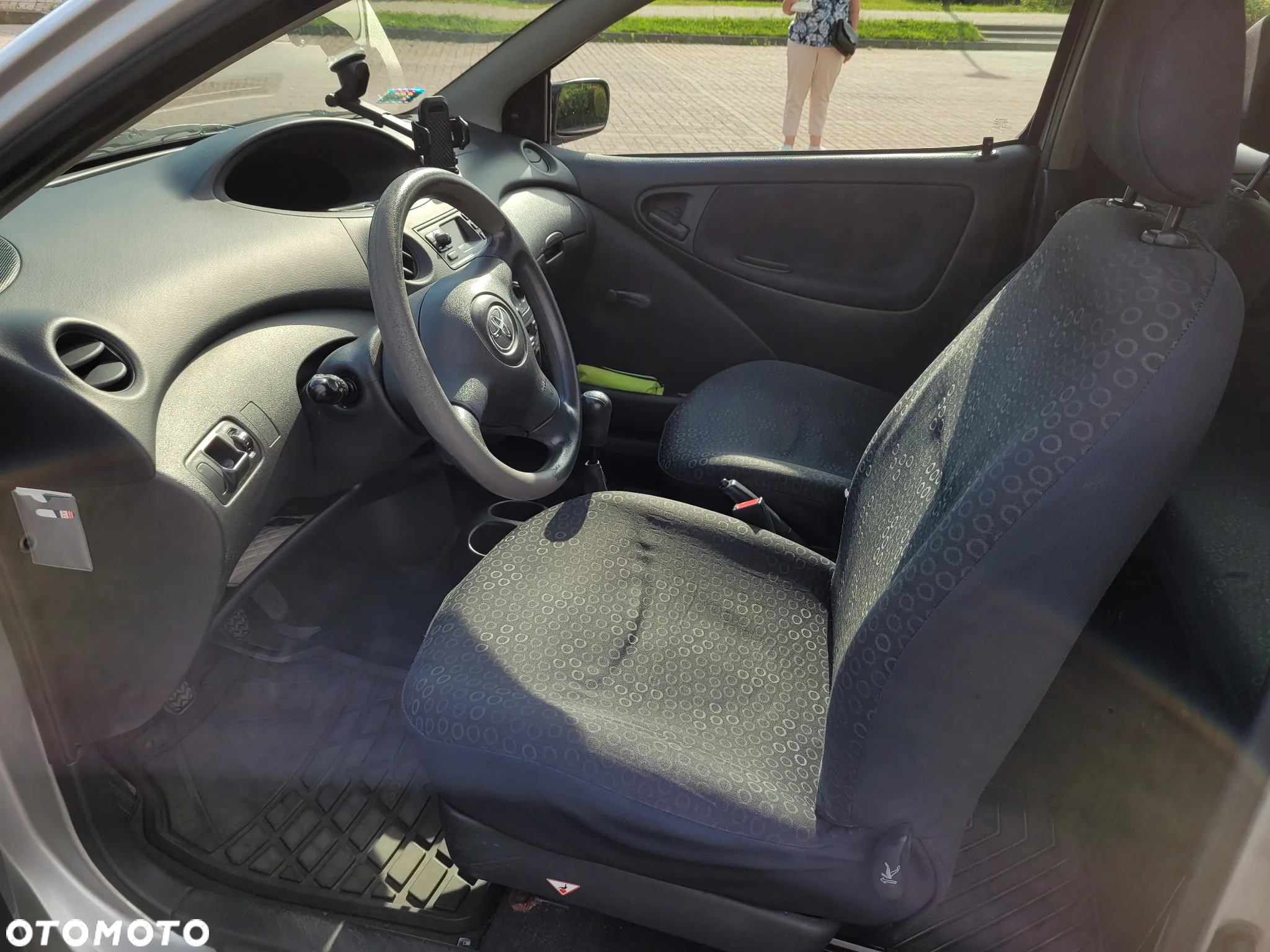 Toyota Yaris - 12