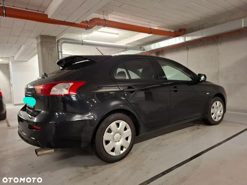 Mitsubishi Lancer 1.8 Invite - 10