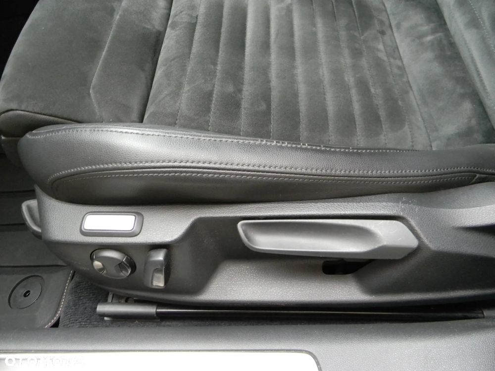 Volkswagen Passat 1.8 TSI BMT Comfortline - 11