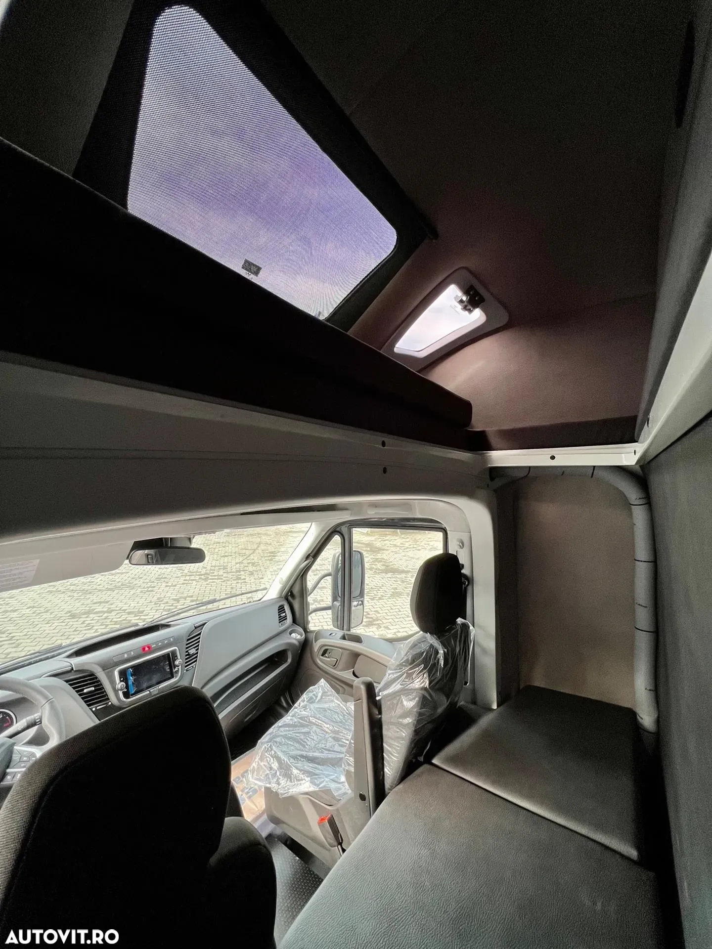 Iveco DAILY 3,0 TURBO 160 CP PREVAZUT CU SUPRASTRUCTURA CU PRELATA SI LIFT - 8