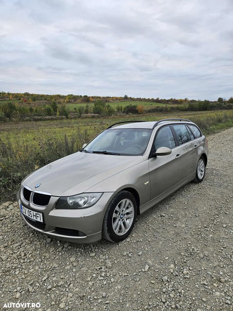 BMW Seria 3 318d DPF Touring - 7