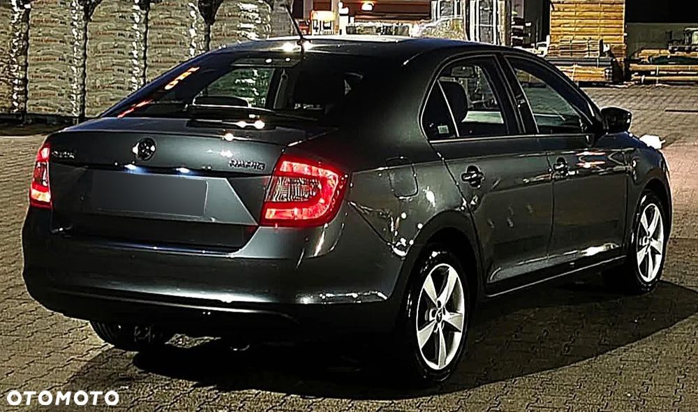 Skoda RAPID 1.2 TSI Style - 33
