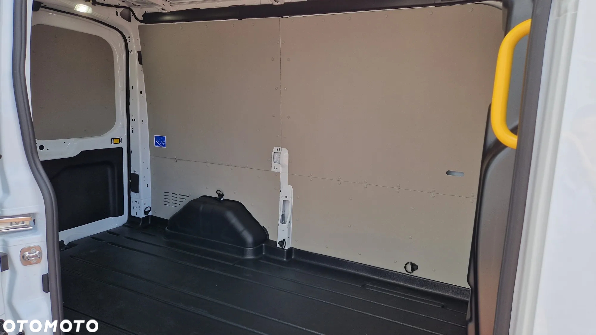Ford TRANSIT 310 L2H2 - 5