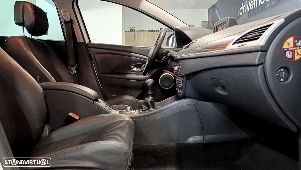 Renault Mégane Sport Tourer 1.5 dCi GT Line CO2 Champion - 39