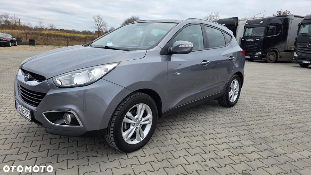 Hyundai ix35 1.7 CRDi 2WD blue Finale Gold - 1