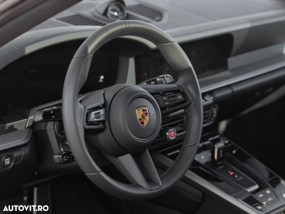 Porsche 911 Carrera PDK - 9