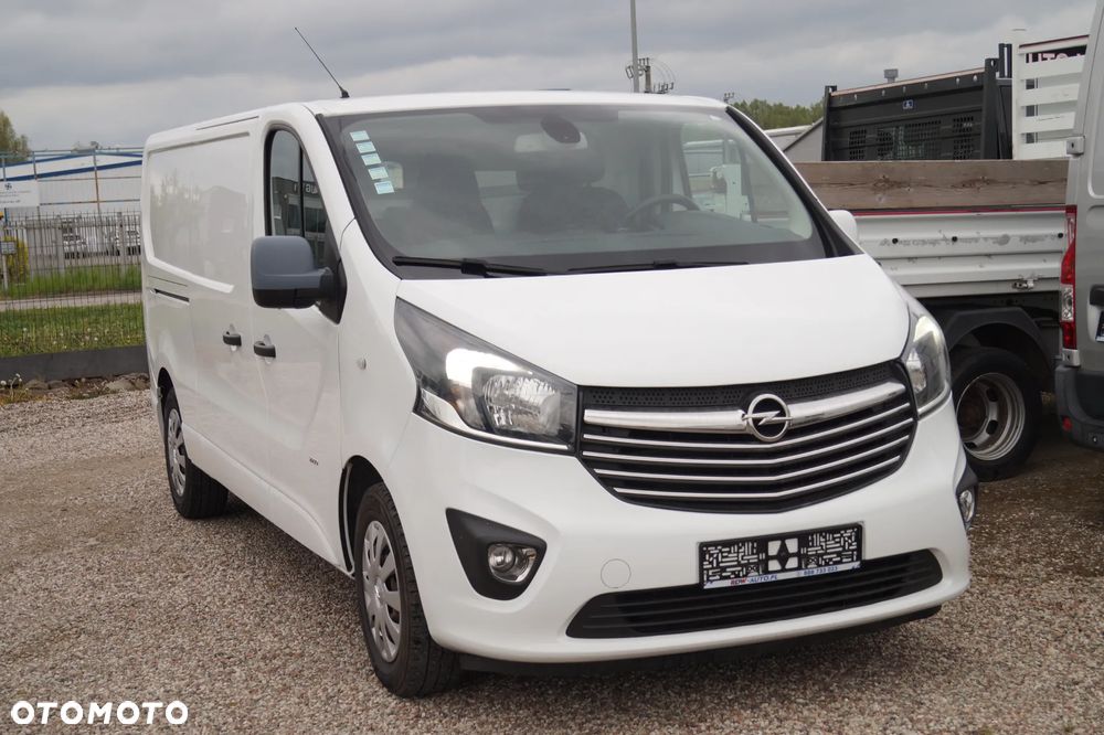 Opel Vivaro - 11