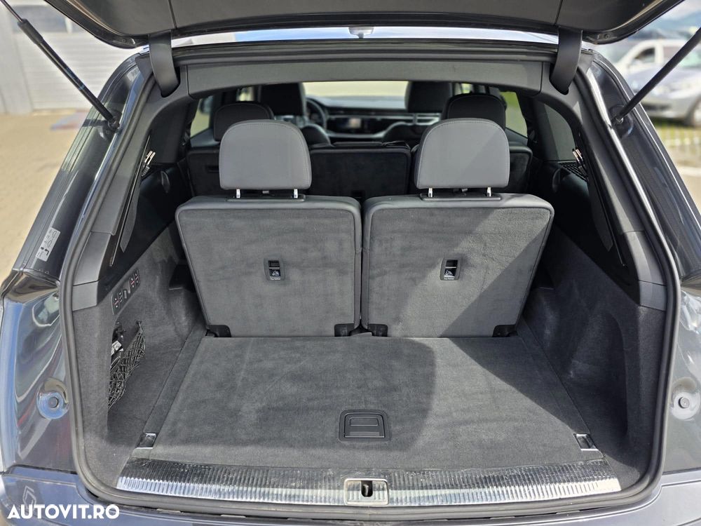 Audi Q7 3.0 50 TDI quattro Tiptronic S Line - 12