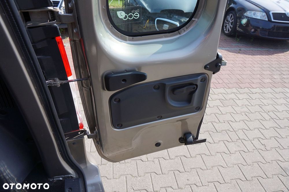 DRZWI TYLNE SKRZYDŁOWE PRAWE DOKKER LIFT TEHNK 901004471R DACIA 2017-2021 - 8