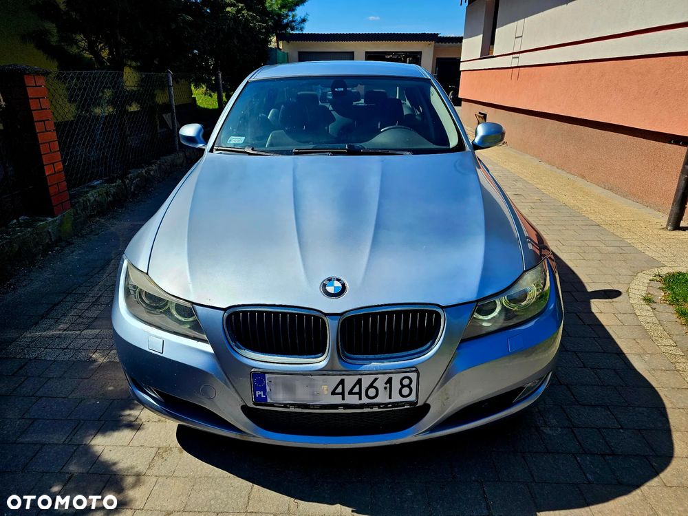 BMW Seria 3 318d - 2